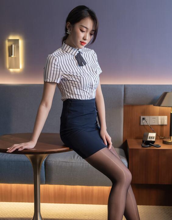 尤蜜思 NO.068 穿搭写真