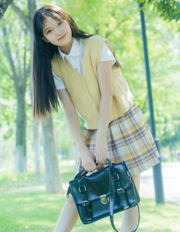 [YWW.ME] 2022.10.19 秋的来临 小谌