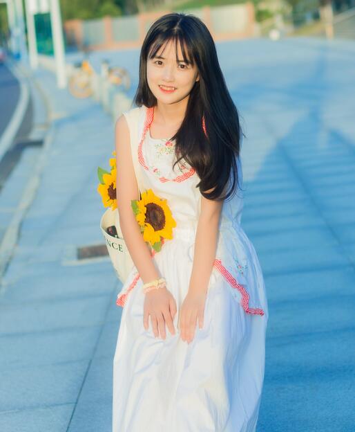 [YWW.ME] 2022.10.20 飞奔向你 小怡妹妹cute