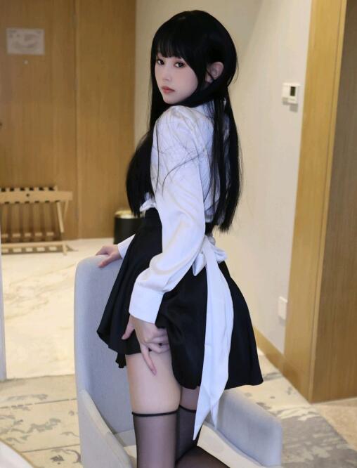[XiuRen秀人网] 2023.05.06 No.6685 早川京子 黑丝美腿