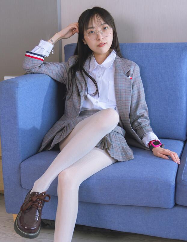 [BoBoSocks袜啵啵] NO.202 稚予-皮鞋、白色蕾丝丝袜、OL风（花絮版）