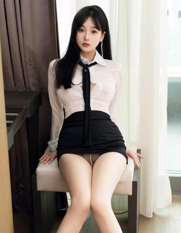 [XiuRen秀人网] 2023.05.10 No.6710 柚琪Rich 新人美臀