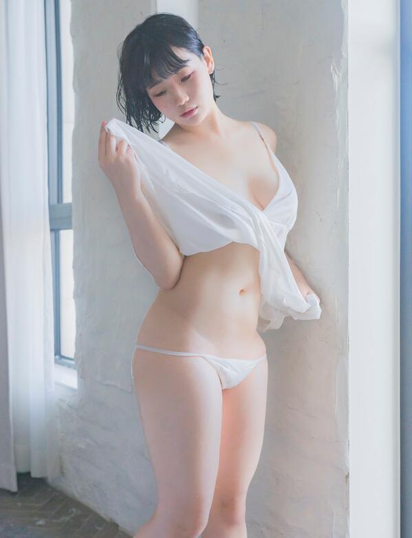 [PhotoBook] Mimmi Vol.2 – My small bird