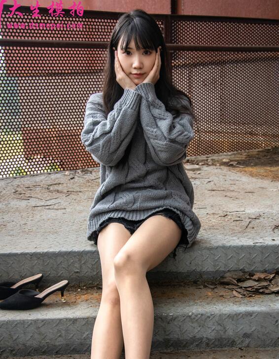[大生模拍] NO.285 小悦 害羞萌妹