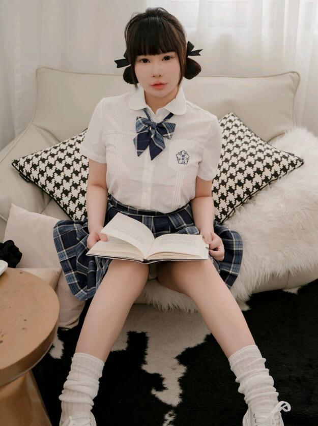 [MFStar模范学院] 2023.05.22 VOL.621 水塔塔 美腿睡裙