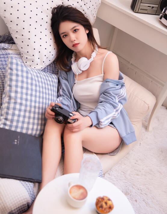 [YWW.ME] 2022.11.04 蓝色心情 kim