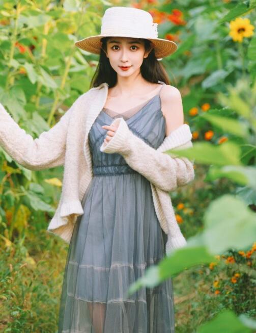 [YWW.ME] 2022.11.16 向日葵少女 小泽