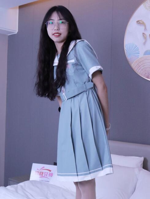 [初夏女神] 008 雪糕~浅蓝色JK裙搭配小白鞋