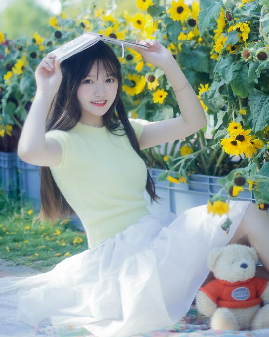 [YWW.ME] 2022.11.19 小熊和洋娃娃 小谌