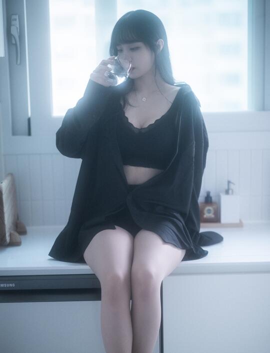 [PINK] Ye Seul – Nyansul Personalized [After Work] 02
