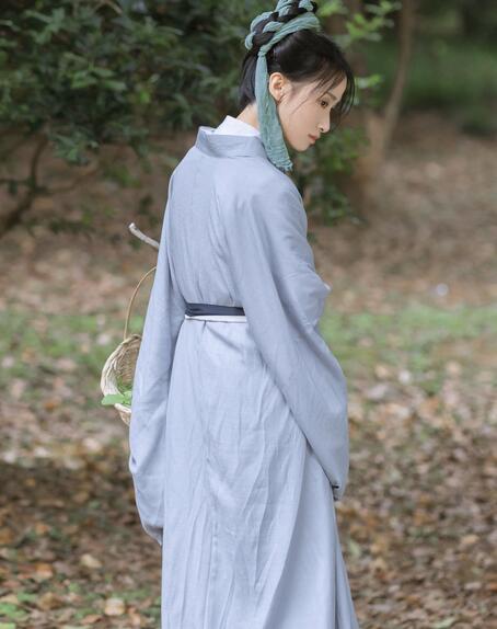 [YWW.ME] 2022.11.25 王宝钏挖野菜 眸小妖