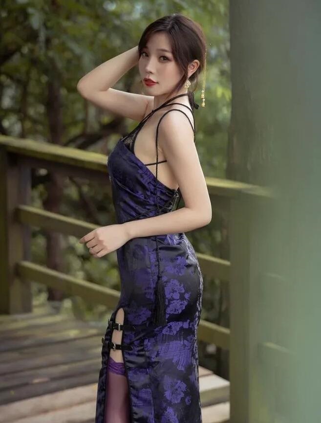 [香柚] 2019.08.28《紫色旗袍姐姐户外写真》芝芝