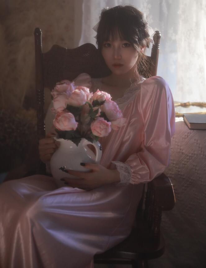 [YWW.ME] 2022.12.06 油画少女 echo