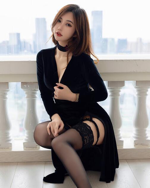 [XiuRen秀人网] 2023.06.30 No.7005 绮里嘉ula 黑丝美腿