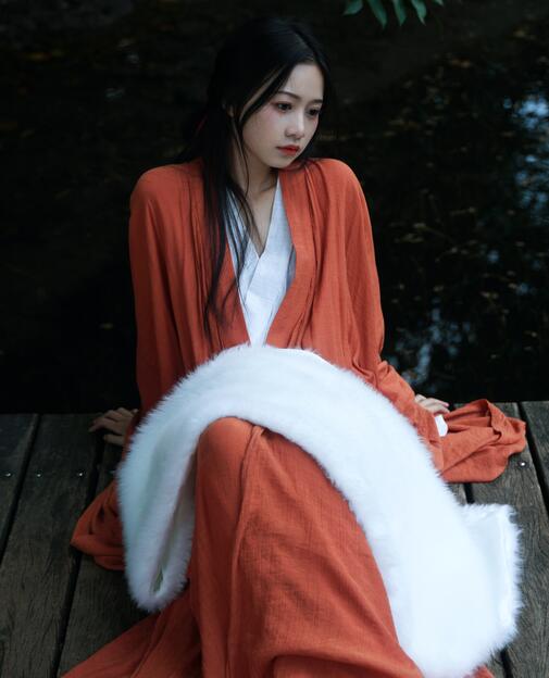 [YWW.ME] 2022.12.14 她像月光一样清冷 旺旺小小舒