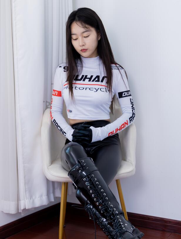 物恋传媒 NO.1635 美兔-机车酷女孩