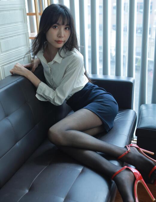 [IESS异思趣向] 2023.08.06 丝享家 1499 团团《光影交错》