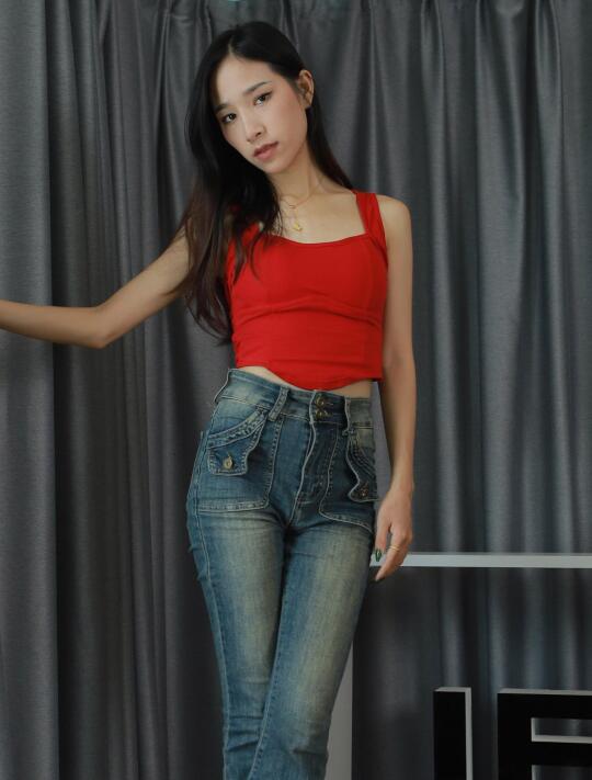 [IESS异思趣向] 2023.08.11 丝享家 1504 美子《牛仔裤里丝》