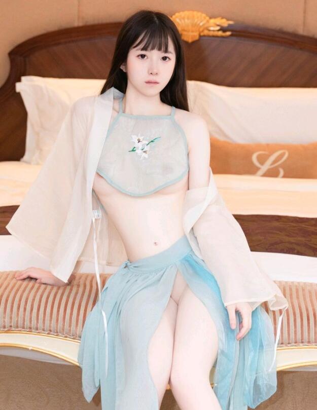 [XiuRen秀人网] 2023.09.01 No.7321 林悠悠 古装美腿