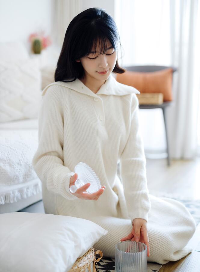 [YWW.ME] 2023.02.01 独处的房间 安琪儿