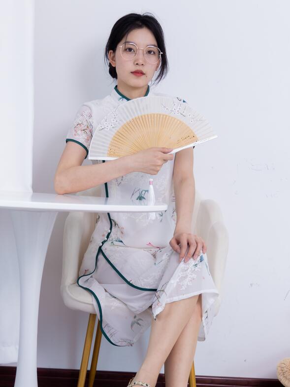 物恋传媒 NO.1678 茯苓-黄昏里渐暗