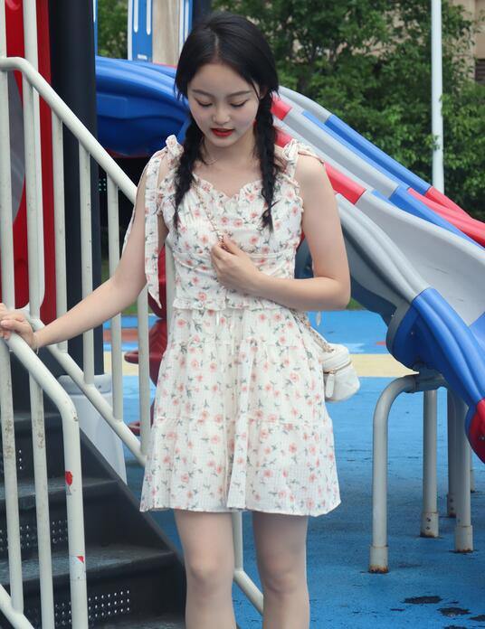 [初夏女神] 054 双双~《公园游玩》暑假该有的样子