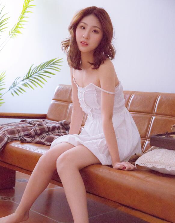 [YALAYI雅拉伊] 2021.11.26 NO.1018 美丽的花火