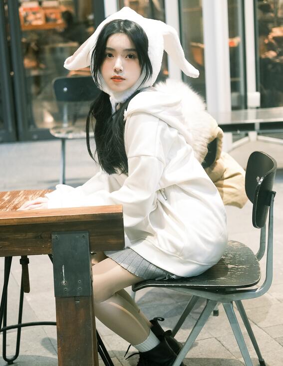[YWW.ME] 2023.03.17 兔子小姐冒险计划 靜鏡婧