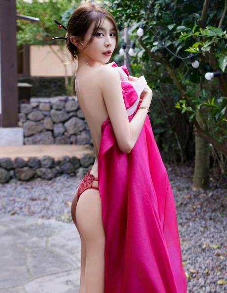 [XiuRen秀人网] 2023.10.18 No.7522 tina_甜仔 济州岛旅拍