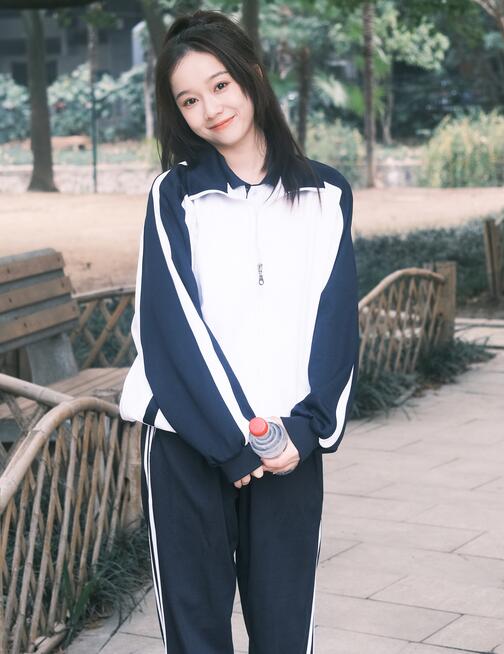[YWW.ME] 2023.03.25 下体育课了嘛 戈曼妮Nini