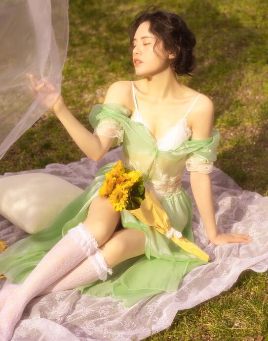 [YWW.ME] 2023.04.03 躺进浪漫里 安妮