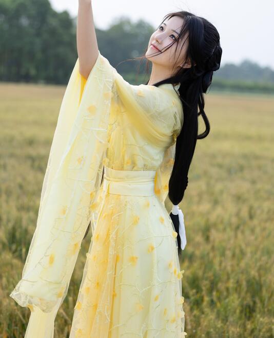 [YWW.ME] 2023.05.01 风吹麦浪 若若yuu