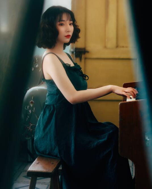 [YWW.ME] 2023.05.11 大嫂与金鱼 鲨鲨