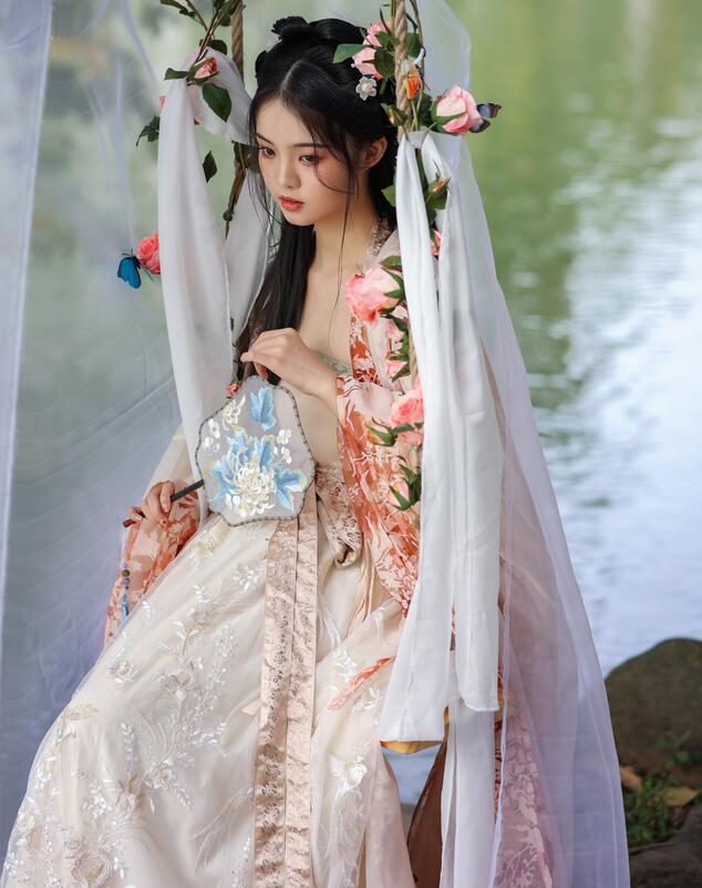 [YWW.ME] 2023.05.18 浣溪纱 兔牙要藏好