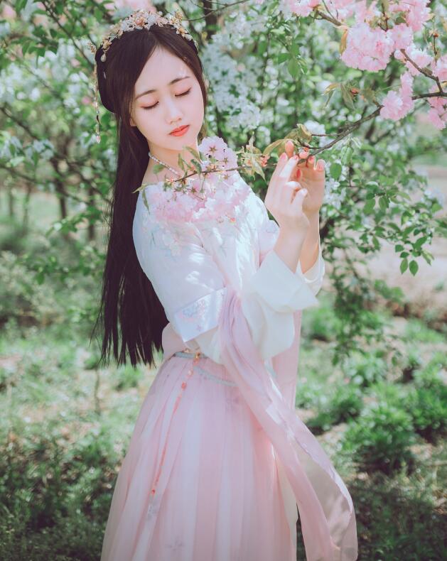[YWW.ME] 2023.05.23 梨花香 灵潇