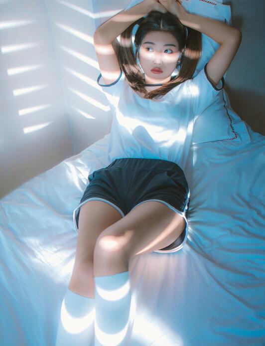 [YWW.ME] 2023.06.02 室内日系运动服 文文