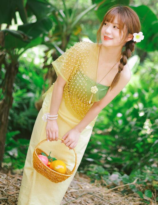 [YWW.ME] 2023.06.19 傣里傣气 琳琳