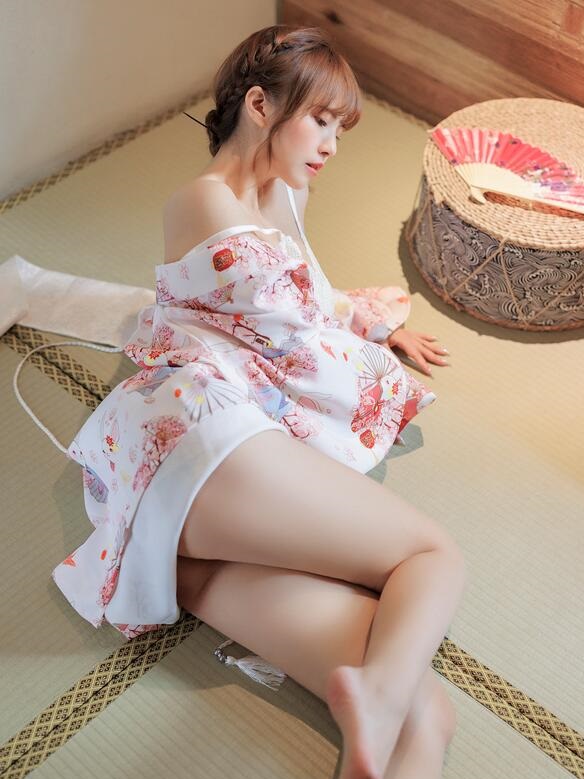 张思允Nice – 内购无水印 樱花少女