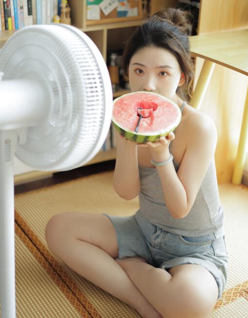 [YWW.ME] 2023.06.21 蝉鸣的夏日 王颖