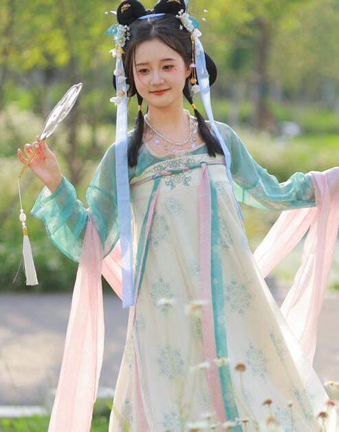 [YWW.ME] 2023.06.26 雏菊少女 柚二白白