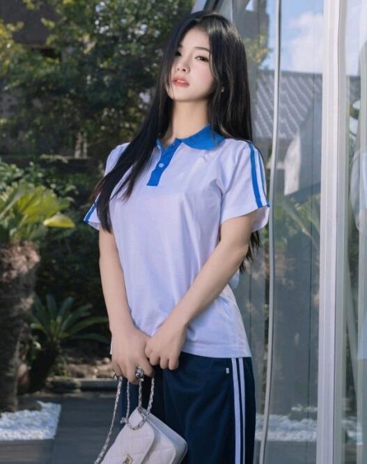 [XiuRen秀人网] 2023.12.27 No.7876 谭小灵 制服美腿
