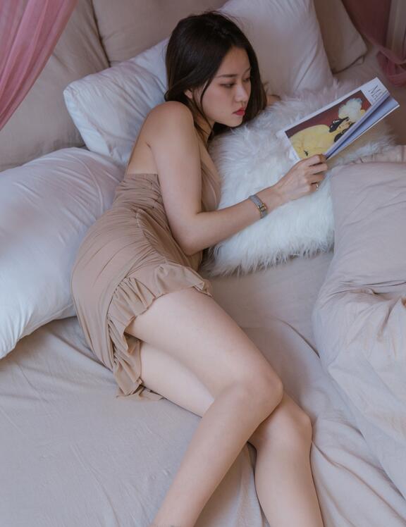 SIA不吃鱼 微密圈 04月16日 #嘉宾专享帖# 性感蜜腿