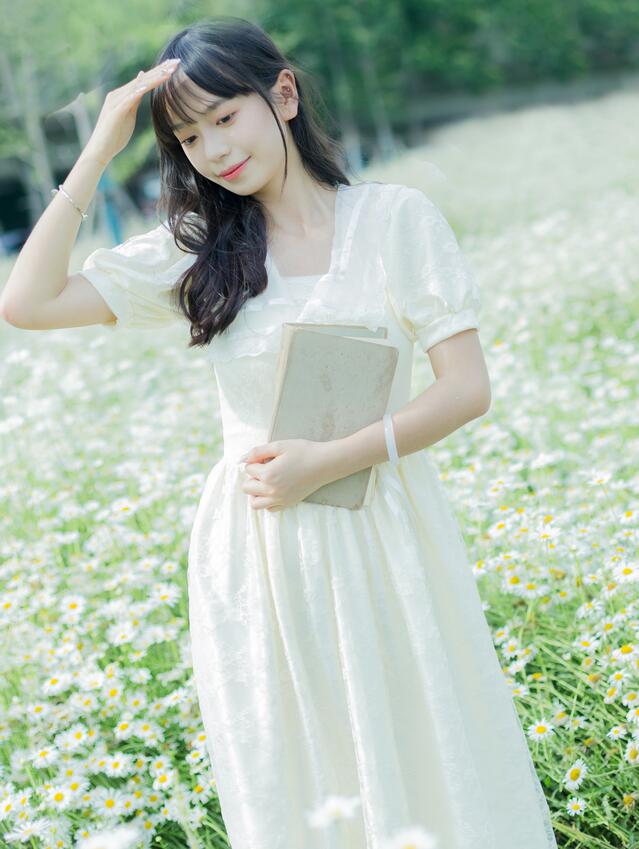 [YWW.ME] 2023.07.12 六月的诗 鄢韵琳儿