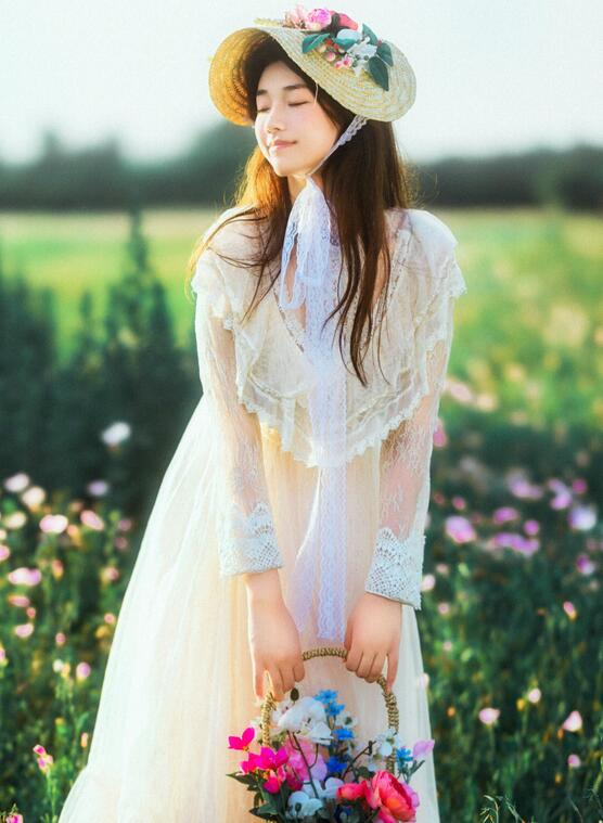 [YWW.ME] 2023.08.06 油画少女 裴同学