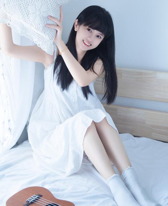[YWW.ME] 2023.08.25 少女和西瓜 摆渡人