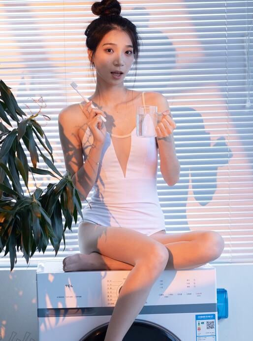 尤蜜思 NO.148 穿搭写真