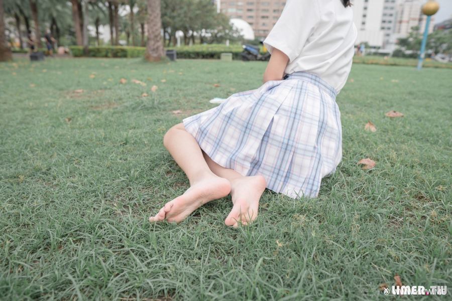 [台湾Limerence] 素人学生 JK制服女孩公园踏青-HDMISS