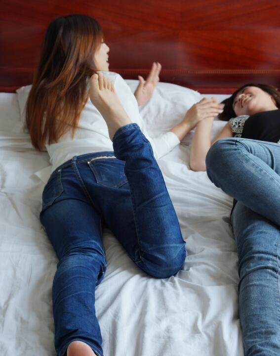 自由摄影 No.075 柔情似水的两个性感女神
