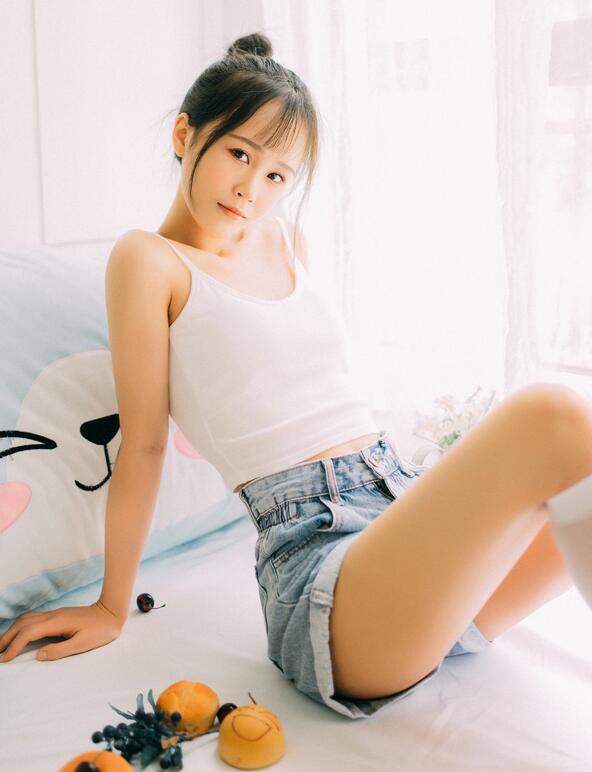 [YWW.ME] 2023.09.12 慵懒午后 云朵