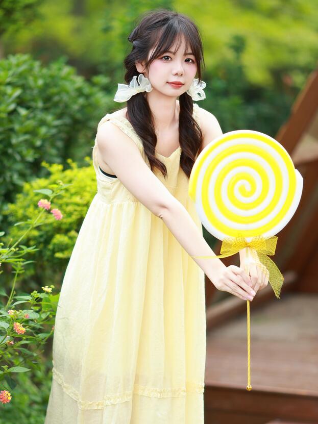 [YWW.ME] 2023.10.30 小院夏天 暮烟色CC